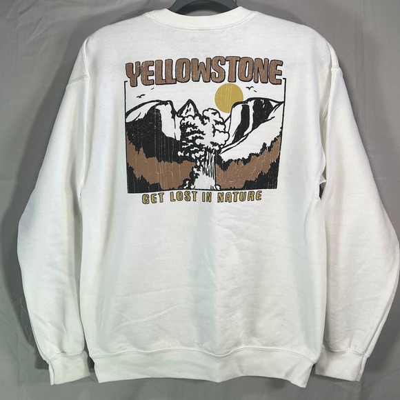 Buzz Other - Yellowstone Graphic Sweatshirt M Get Lost in Nature Retro Outdoors Cozy Pullover